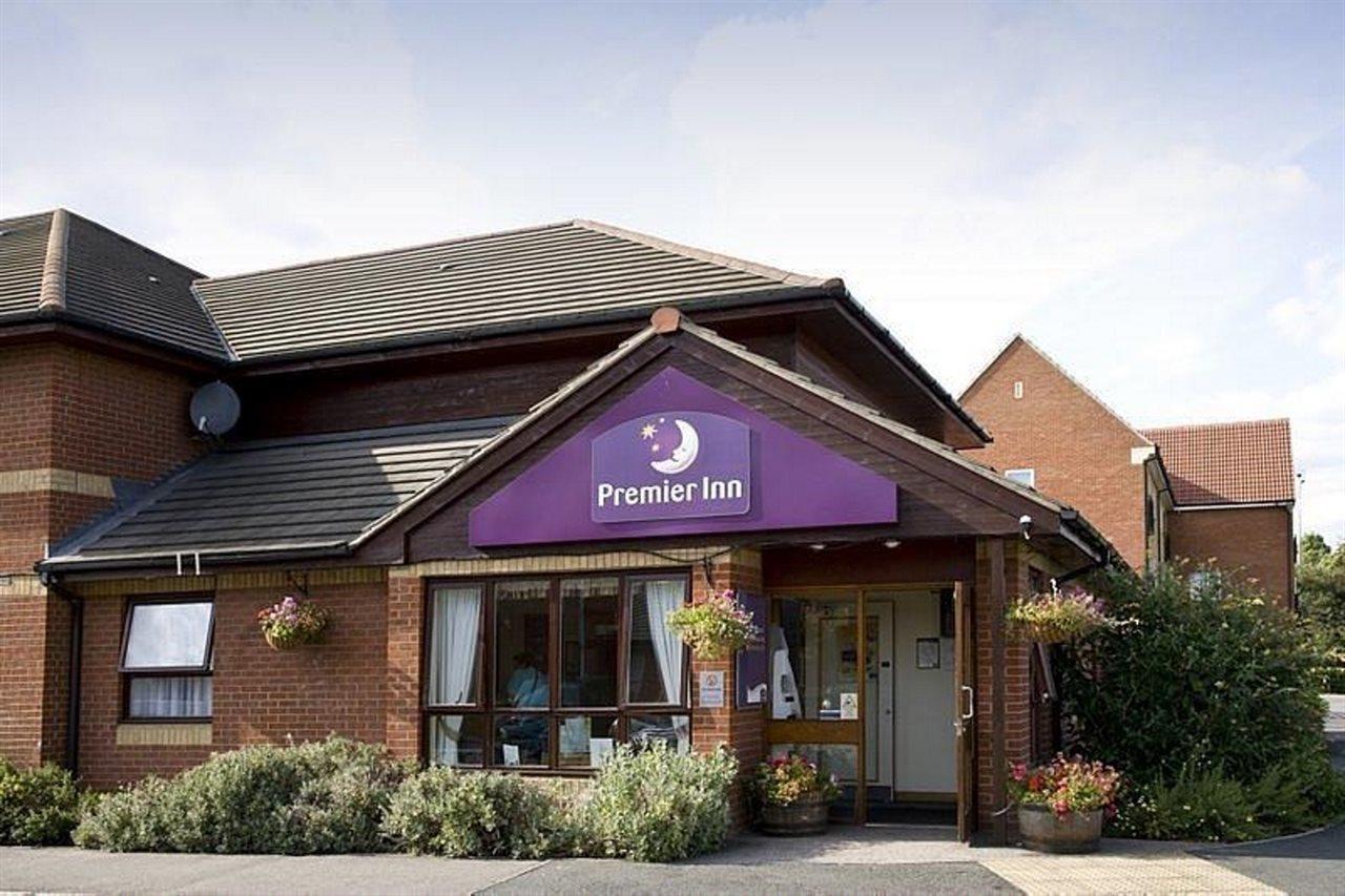Premier Inn Thurrock East Grays Exterior foto